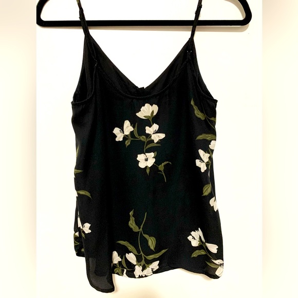 Dynamite Floral Cami w Gold buttons - Picture 4 of 5